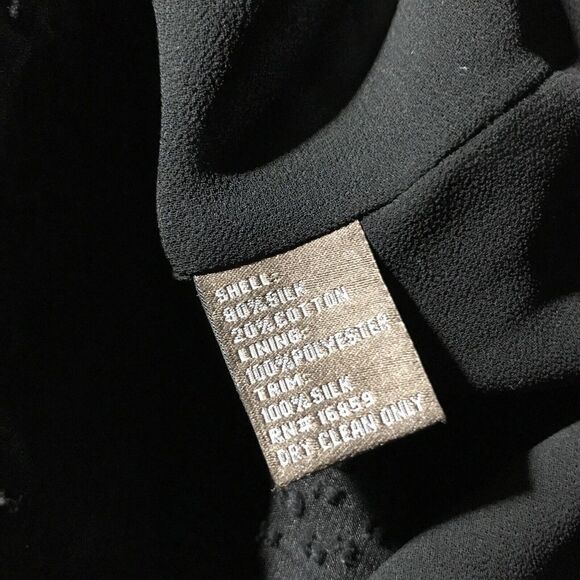 J.McLaughlin‎ Silk Tuxedo Pleat Eyelash Tunic Top Womens Size Medium Black - Picture 4 of 5